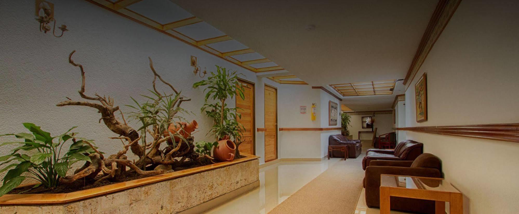 Hotel Galerias パスト エクステリア 写真