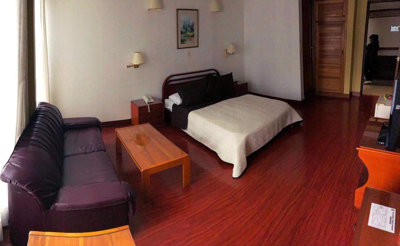 Hotel Galerias パスト エクステリア 写真